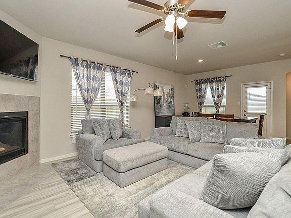 4th image of 10519 Scrub Oak Dr