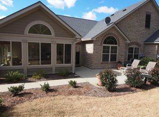218 Peach Grove Cir, Elgin, SC 29045
