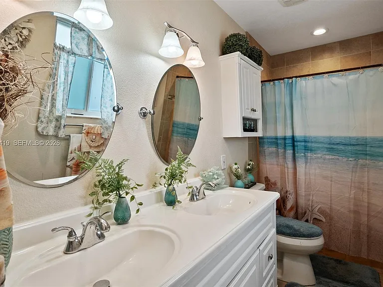 2251 NW 87th Ave — Photo 12