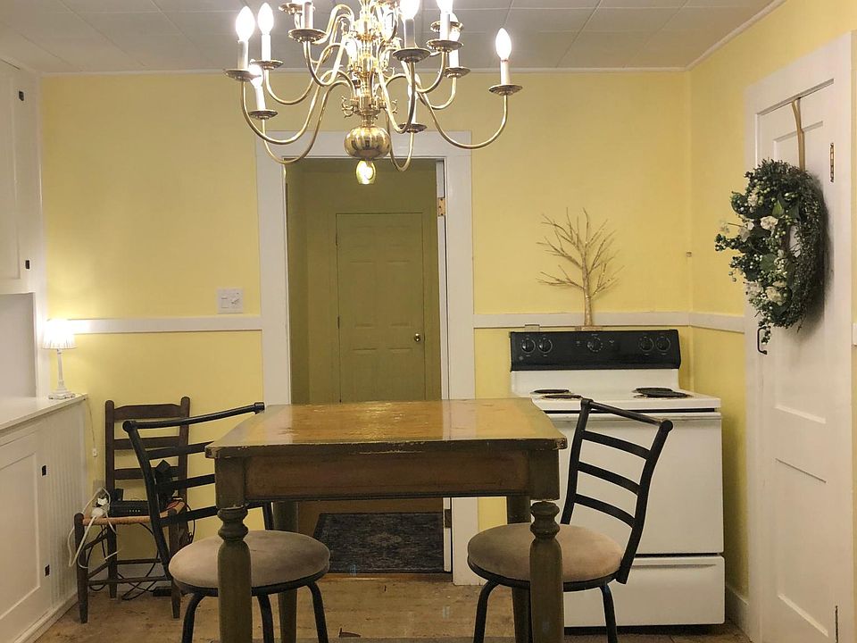 1st image of 7 Somerset St Unit 3