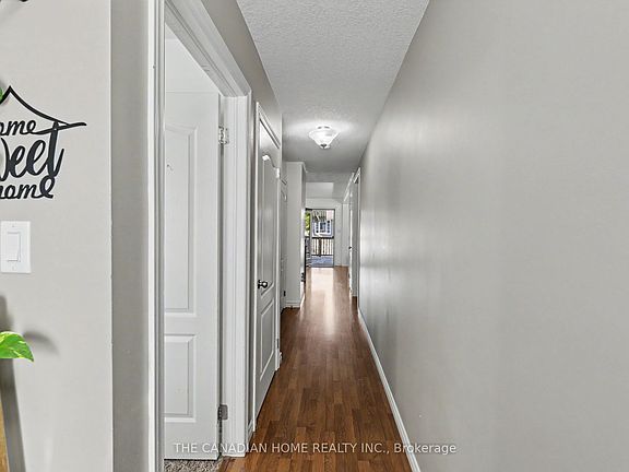 5th image of 219 Picton St E