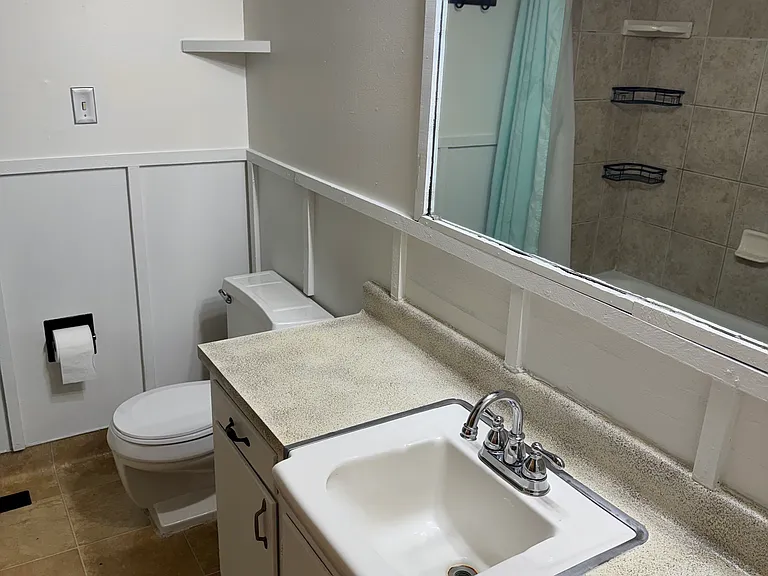 2059 N 250 W #3 — Photo 2