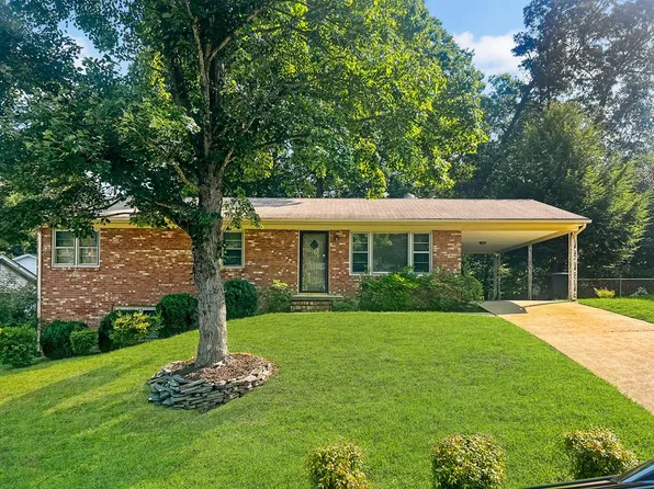 530 Rosemary Ln, Danville, VA 24541