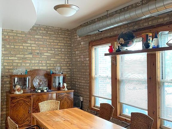 5th image of 1231 W Greenleaf Ave APT 1
