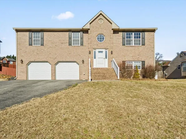 4505 Great Glen Dr, Salem, VA 24153