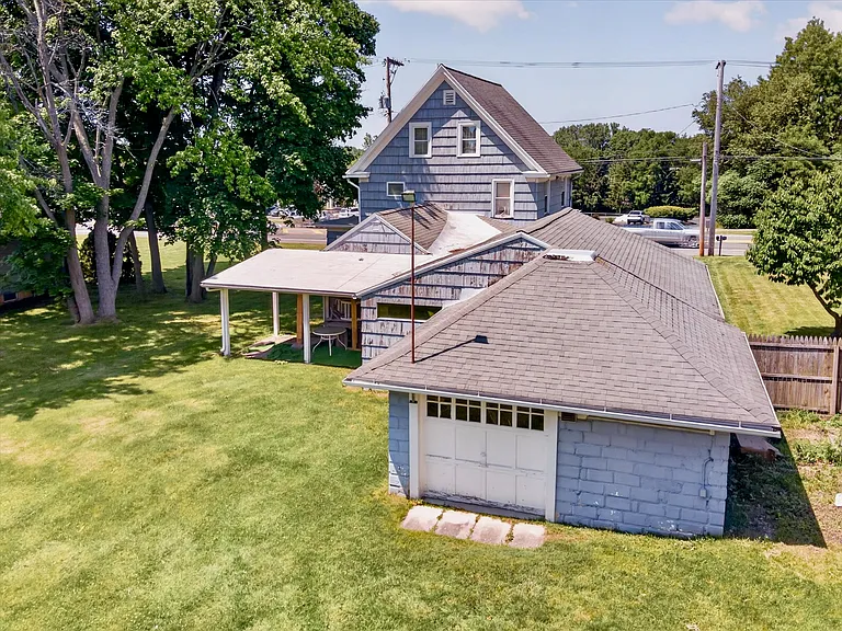 1177 Ridge Rd — Photo 5