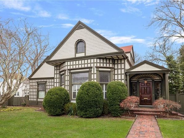 4 Hunter Ave