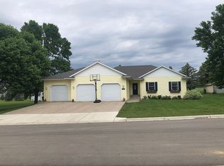 108 Scott Ct NW, Mapleton, MN 56065