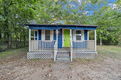 617 32nd St Photo 1