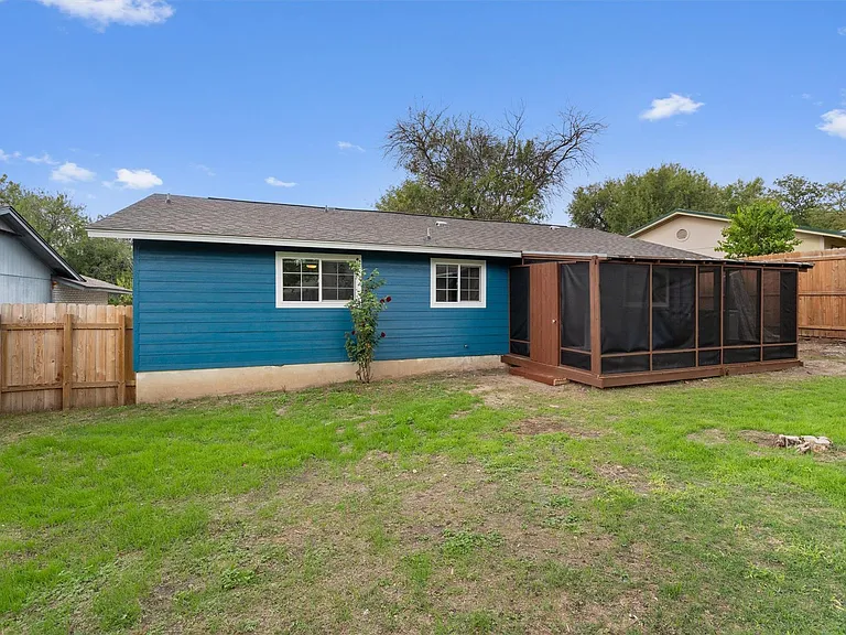 2532 Chaparral Trl — Photo 25
