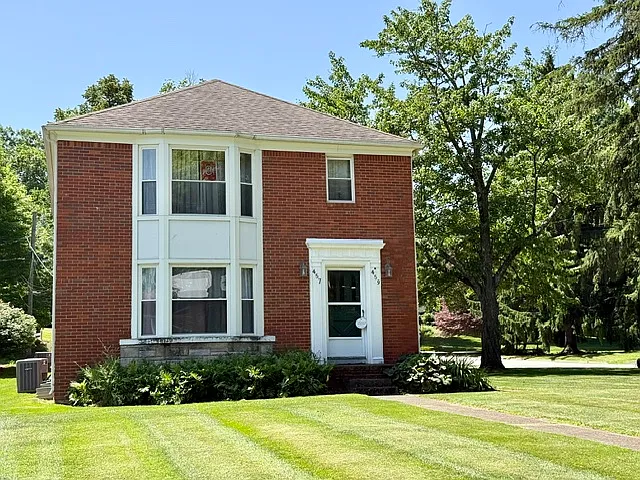 1 bed, 738 sqft, $745 — Photo 1