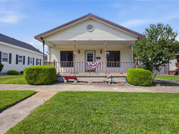 2516 Shelby Ave, Mattoon, IL 61938