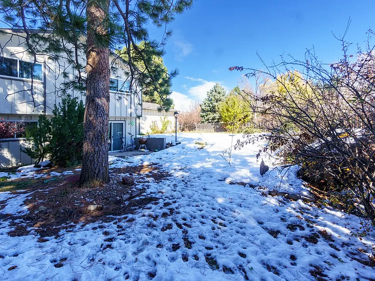 3295 W Parade Cir — Photo 35