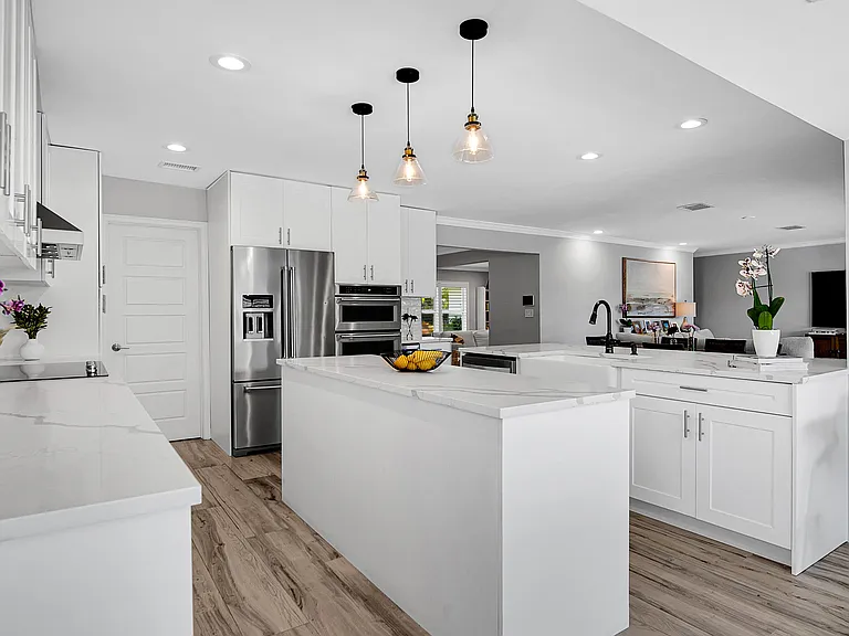 23313 Lago Mar Cir — Photo 8