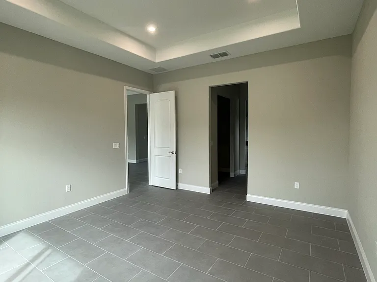 11 Corona Ct — Photo 17