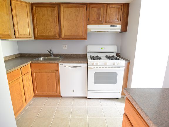 Lots of Cabinet Space