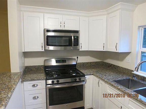 3rd image of 4417 Chestnut St