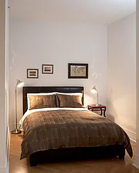 Sold by WIRE International Realty