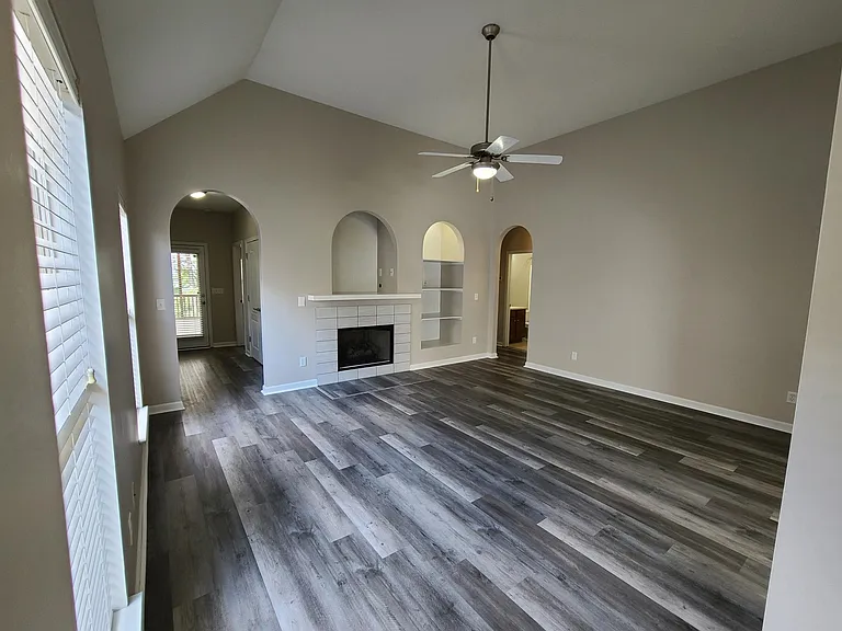 240 High Ridge Dr — Photo 3