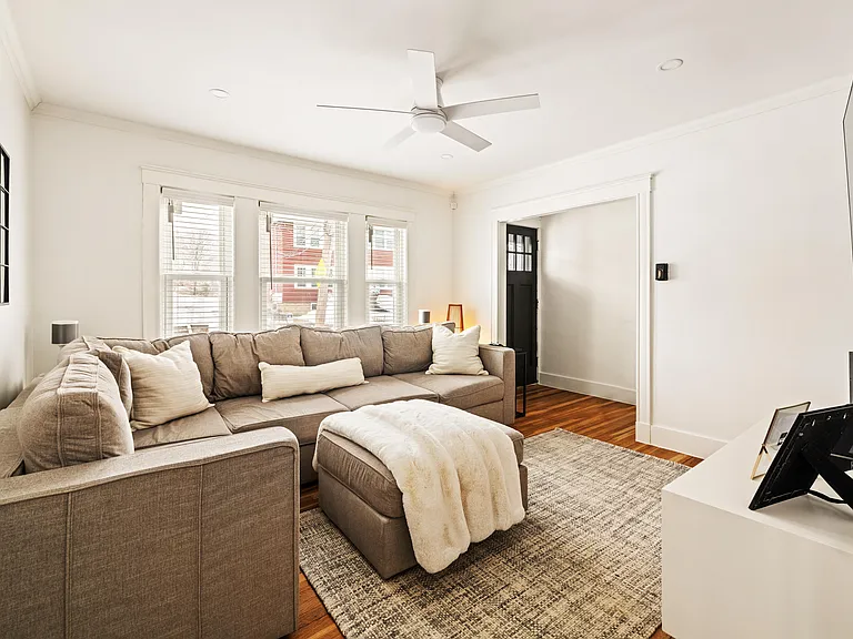 11 Hillview Ave #1 — Photo 16