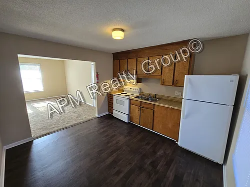 2105 Grove St #C Photo 1