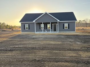 810 Middle Swamp Rd, Corapeake, NC 27926