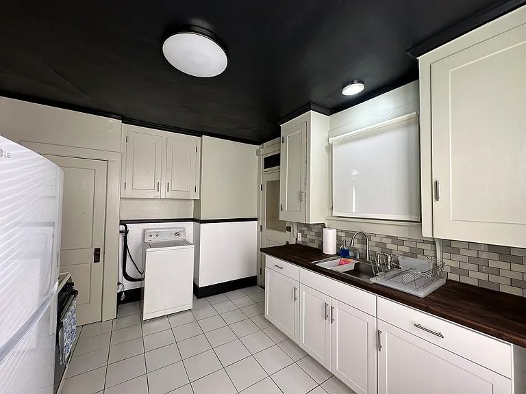 725 Market St #W — Photo 36