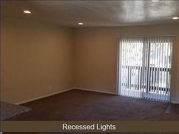 5th image of 1060 Vale Terrace Dr APT 19