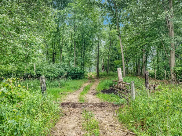 76th Ave, Lawton, MI 49065