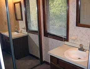 5th image of 4304 Hunters Club Dr