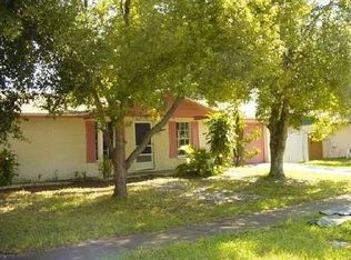 912 Balmoral Pl, Valrico, FL 33594