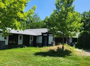 41430 Warren Rd, Canton, MI 48187