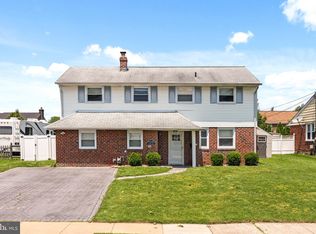 1430 Brierwood Rd, Havertown, PA 19083