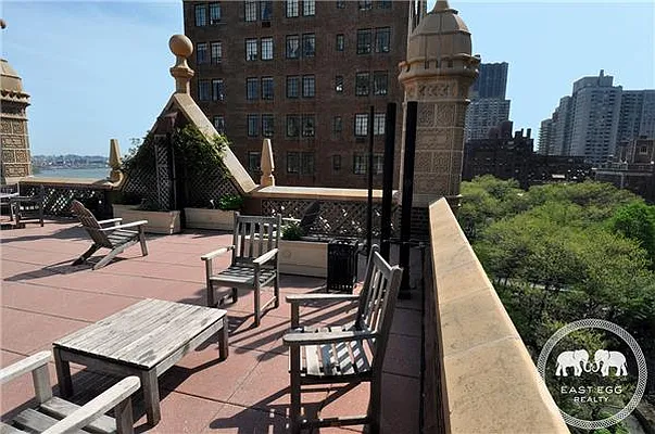 Sold by East Egg Realty | media 20