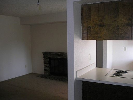 2nd image of 3622 K St APT 05