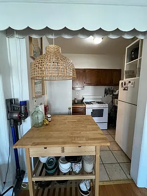 Rented by REALTY QUEST NEW YORK INC | media 2