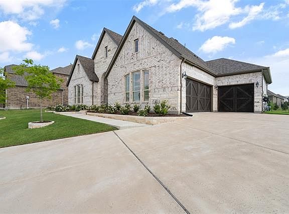 3rd image of 2521 Bountiful Ct