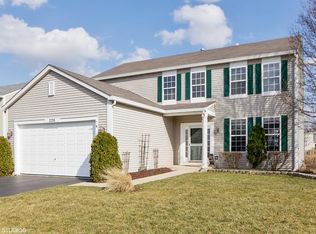 220 Paradise Pkwy, Oswego, IL 60543
