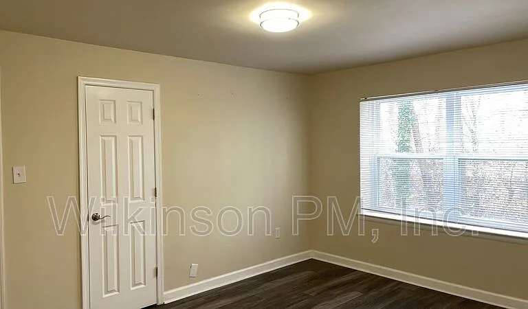 313 2nd Ave #203 — Photo 4