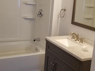 32 White St, Taunton, MA 02780