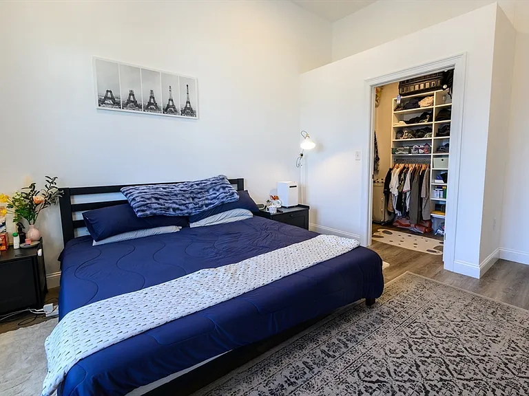 320 Middlesex Ave #B403 — Photo 7