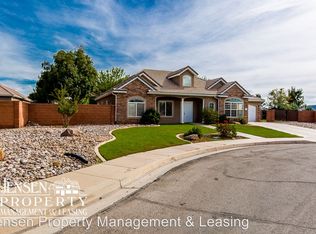 2563 S 450 West Cir, Washington, UT 84780
