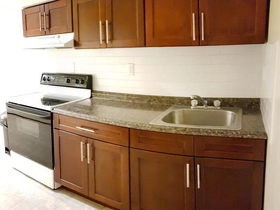 1st image of 2301 143rd St #Ll