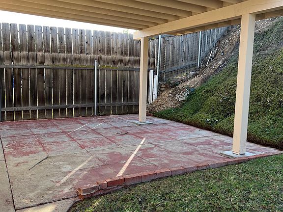 Covered patio in the backyard