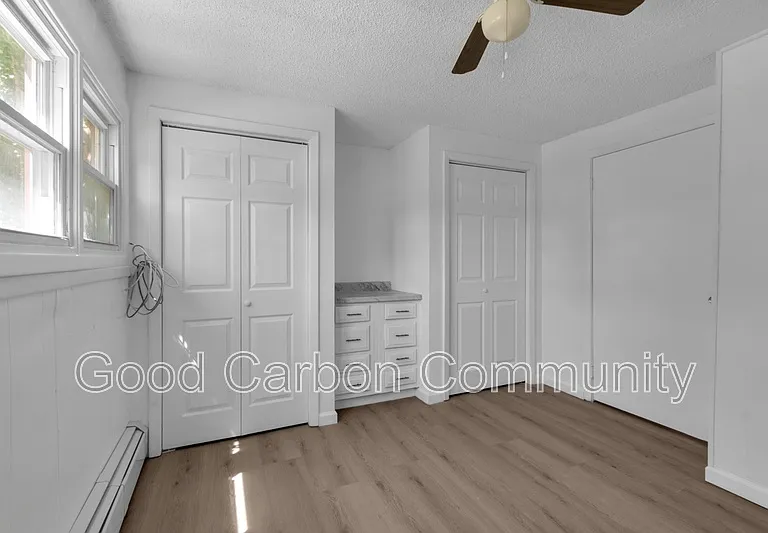 3904 Seneca St #A — Photo 16