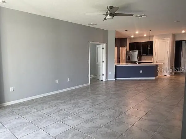 4 bed, 2.0 bath, 2080 sqft, $1,845 — Photo 3