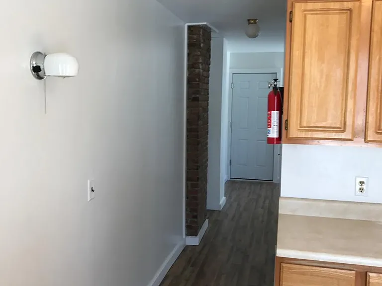 46 Upper Welden St #C — Photo 9