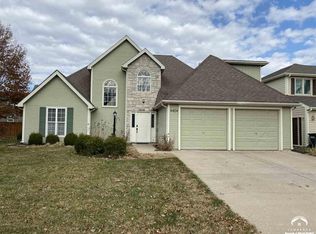 4404 W 25th Pl, Lawrence, KS 66047