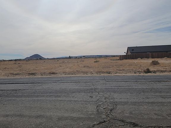 4th image of 0 S Loop Blvd #2