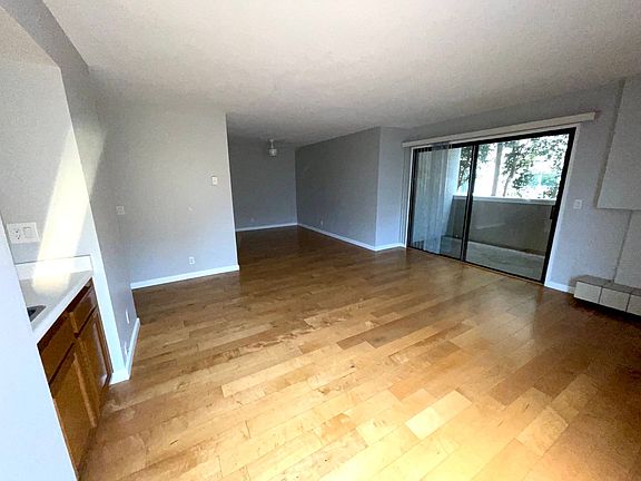 3rd image of 2032 E Bermuda St Unit 107